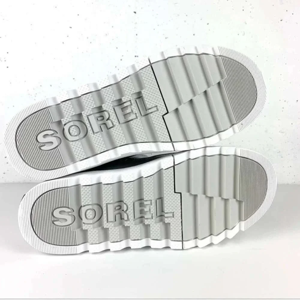 Sorel Waterproof Metallic Silver Puffer Snow Boots‎ Womens 9.5 Après Ski Y2K